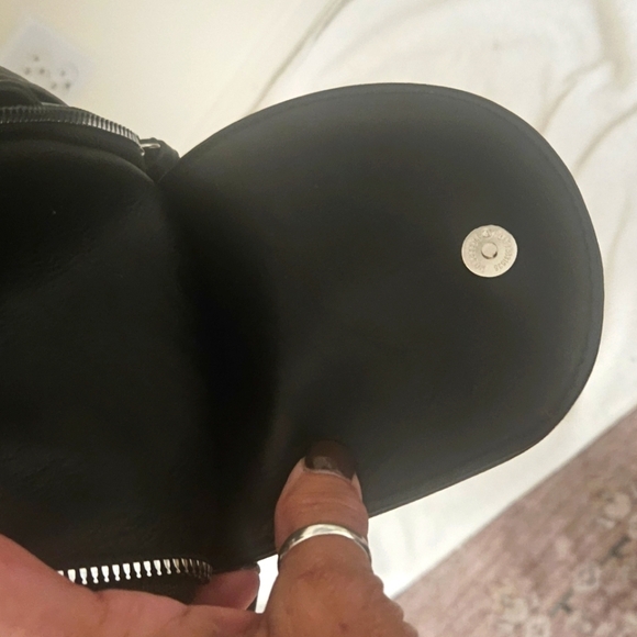 New W Tags Coco & Carmen Rhea Sling Bag/ Crossbody Leather Handbag Detach Strap - Picture 9 of 10